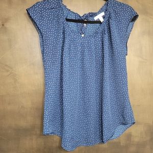 Flowy blue patterned blouse with tie in back